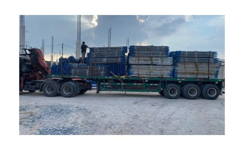 vận chuyển giàn giáo nêm chống giao hàng chân công trình