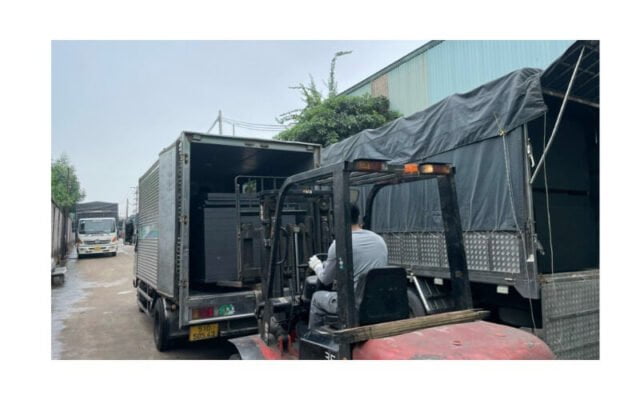 ván phủ phim hay dán phủ phim